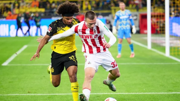 Gl&uuml;cklos gegen K&ouml;ln: Karim Adeyemi (l). - &copy; Bernd Thissen/dpa