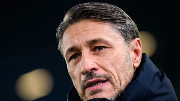 Niko Kovac sprach vor der Partie in Augsburg auch &uuml;ber seinen Abwehrchef Nico Schlotterbeck. - &copy; Tom Weller/dpa