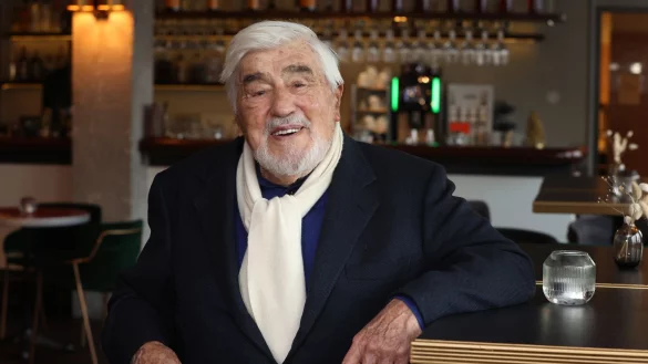 Mario Adorf ist seit 1985 in zweiter Ehe mit Monique Faye verheiratet. (Archivbild) - &copy; Karl-Josef Hildenbrand/dpa