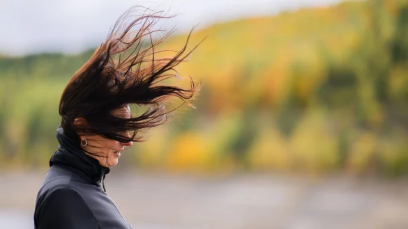 Es wird windig im Norden Deutschlands. (Symbolbild) - © Julian Stratenschulte/dpa