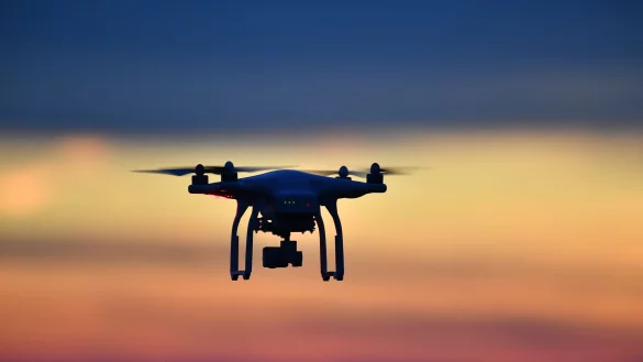 Eine Drohne wurde am Sonntagabend in der N&auml;he des Flughafens Bremen gesichtet. (Symbolbild) - &copy; Felix K&auml;stle/dpa