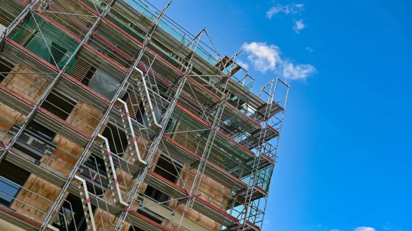 Die &Auml;mter genehmigen wieder mehr neue Wohnungen. - &copy; Patrick Pleul/dpa