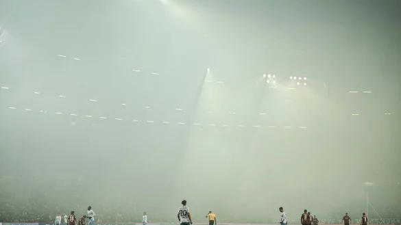 Spielunterbrechung in Hannover. - &copy; Swen Pf&ouml;rtner/dpa