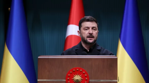 Ein angeblich neuer russisch-amerikanischer Friedensplan setzt die Ukraine unter Druck. - &copy; Yavuz Ozden/DIA Photo/AP/dpa