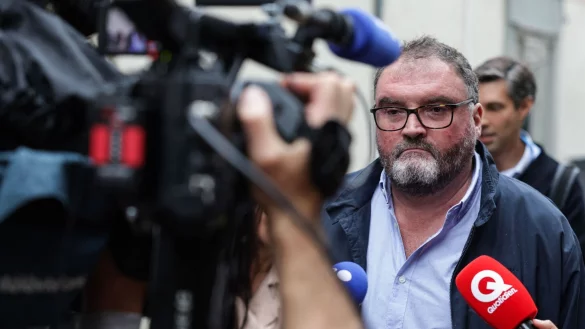 Der ehemalige Anästhesist hatte sich zum Prozessauftakt Medien gegenüber geäußert. (Archivbild) - © Romeo Boetzle/AFP/dpa