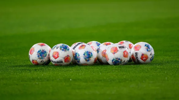 Das Spiel in M&ouml;nchengladbach wird sp&auml;ter beginnen als geplant. (Archivfoto) - &copy; Robert Michael/dpa