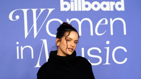 Rosalía ist mit ihrer Mischung aus Flamenco, Latin-Pop, R&B, Reggaeton und «Música urbana latina» international erfolgreich. (Archivfoto) - © Chris Pizzello/Invision/AP/dpa