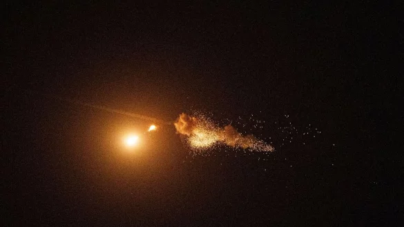 Immer wieder wird die ukrainische Hauptstadt Ziel russischer Drohnenangriffe. (Archivbild) - &copy; Evgeniy Maloletka/AP/dpa