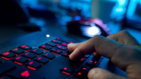 Zur technischen Infrastruktur von &laquo;Rhadamanthys&raquo; geh&ouml;rte mehr als 1.000 Server weltweit. (Symbolbild) - &copy; Nicolas Armer/dpa