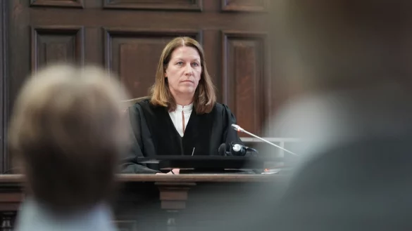 Die Vorsitzende Richterin Isabel Hildebrandt hat Christina Block mit einem Haftbefehl gedroht. - &copy; Marcus Brandt/Pool dpa/dpa