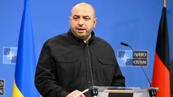 Der Ex-Verteidigungsminister Rustem Umjerow ist der neue Verhandlungsführer für die Gespräche über eine Beendigung des russischen Angriffskrieges. (Archivbild) - © Wiktor Dabkowski/ZUMA Press Wire/dpa