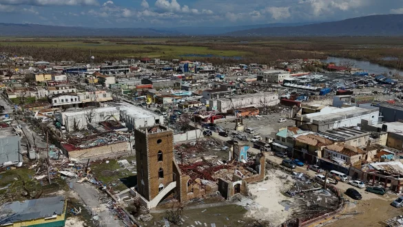 Die Kleinstadt Black River in Jamaika nach dem Durchzug von Hurrikan Melissa. (Archiv) - &copy; Matias Delacroix/AP/dpa