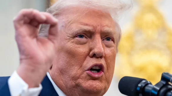 Trump versch&auml;rft seine Rhetorik gegen&uuml;ber Venezuela. - &copy; Alex Brandon/AP/dpa