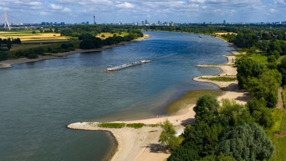 Die NRW-Landeshauptstadt Düsseldorf schneidet im Ranking besonders gut ab. - © Christoph Reichwein/dpa