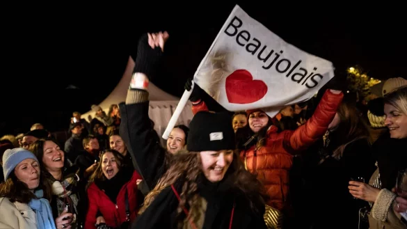 Der Weinkonsum in Frankreich sinkt, die Begeisterung f&uuml;r den Beaujolais aber ist ungebrochen. - &copy; Arnaud Finistre/AFP/dpa