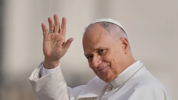 Erste Reise-Station von Papst Leo XIV., Oberhaupt von weltweit 1,4 Milliarden Katholiken, ist die Türkei. (Archivbild) - © Alessandra Tarantino/AP/dpa