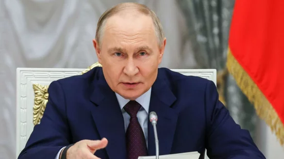 Putin warnt vor &laquo;Dekolonisierung&raquo; seines Landes. - &copy; Vyacheslav Prokofyev/Pool Sputnik Kremlin/AP/dpa