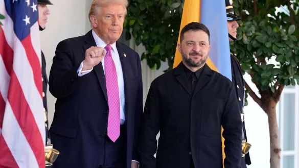 Trump und Selenskyj trafen sich im Weißen Haus. - © Alex Brandon/AP/dpa