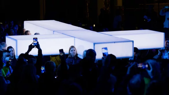 Bei «Die Passion» wurde stets ein großes Kreuz durch Innenstädte getragen - 2026 wird es nicht der Fall sein. (Archivbild) - © Rolf Vennenbernd/dpa