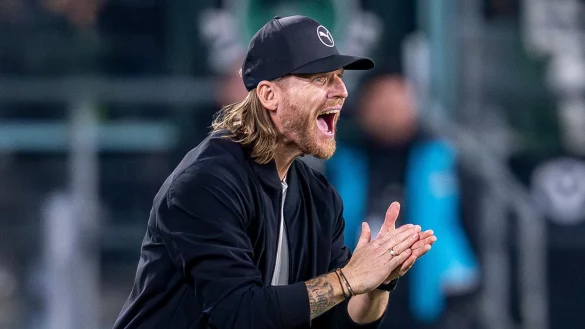 Darf erstmal in Gladbach weitermachen: Interimscoach Polanski - &copy; David Inderlied/dpa