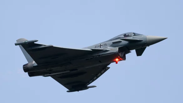 Gr&uuml;nes Licht f&uuml;r 20 neue Kampfjets im Wert von 3,75 Milliarden Euro. (Archivbild) - &copy; Christoph Reichwein/dpa