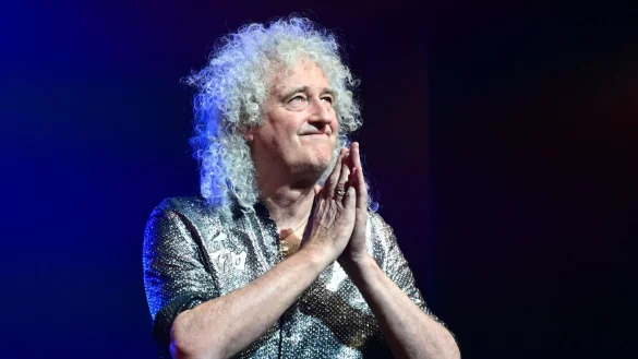 Queen war nicht nur Freddie Mercury: Brian May selbst schrieb viele berühmte Songs. - © Bernd Weißbrod/dpa