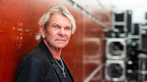 Der Hit «Verdammt ich lieb\\\' dich» ist Ausgangspunkt für eine Tour von Schlagerstar Matthias Reim im kommenden Jahr. (Archivbild) - © Michael Matthey/dpa