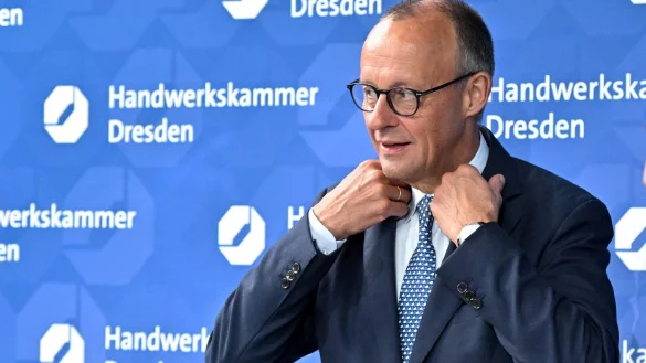 Merz hatte vor rund zwei Wochen mit einer &Auml;u&szlig;erung zur Migrationspolitik der Bundesregierung eine Debatte ausgel&ouml;st. - &copy; Matthias Rietschel/Reuters/Pool/dpa