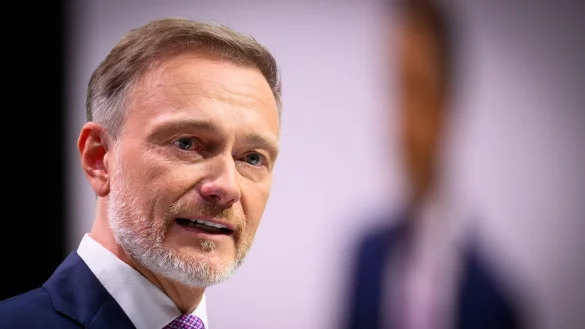 Ex-FDP-Chef Christian Lindner strebt in die Wirtschaft. (Archivbild) - &copy; Bernd von Jutrczenka/dpa