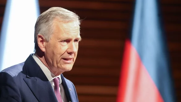 So kann es nicht weitergehen, meint Christian Wulff mit Blick auf die Regierung Merz. (Archivbild) - &copy; Bodo Schackow/dpa