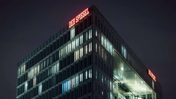 Das Nachrichtenmagazin «Spiegel» vergibt 2025 erstmals einen eigenen Buchpreis. (Archivbild) - © Christian Charisius/dpa