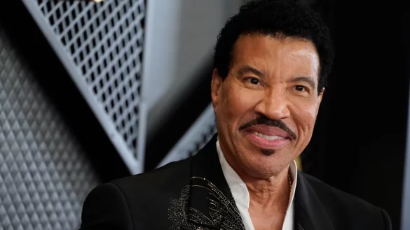 Musik-Star Lionel Richie hat seine Autobiografie veröffentlicht. (Archivbild) - © Jordan Strauss/Invision/AP/dpa
