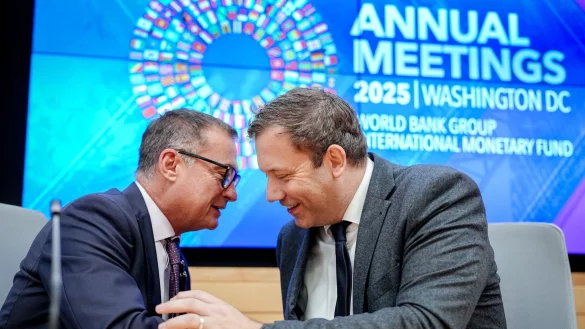 Nagel und Finanzminister Lars Klingbeil sind gemeinsam in Washington. - &copy; Kay Nietfeld/dpa