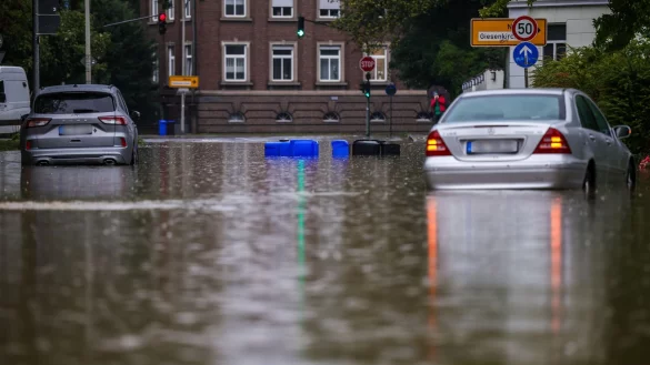 Im zu Ende gehenden Jahr gab es nach einer ersten Sch&auml;tzung weniger Unwettersch&auml;den in Deutschland. (Archivbild) - &copy; Christoph Reichwein/dpa