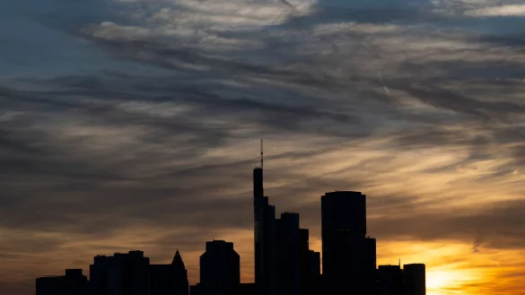 Bundesbank: Risiken für das deutsche Finanzsystem haben sich erhöht. (Symbolbild) - © Boris Roessler/dpa