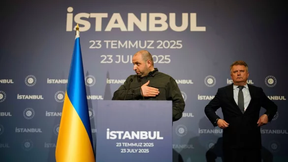 Umjerow f&uuml;hrte ab Mai f&uuml;r die Ukraine Verhandlungen mit Russland und soll auch nun wieder einen Gefangenenaustausch vermitteln. (Archivbild) - &copy; Emrah Gurel/AP/dpa