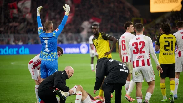 Timo H&uuml;bers hat sich schwer verletzt. - &copy; Bernd Thissen/dpa
