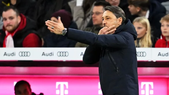 Dortmund-Trainer Niko Kovac &auml;rgert sich im Topspiel in M&uuml;nchen &uuml;ber den Schiedsrichter. - &copy; Sven Hoppe/dpa