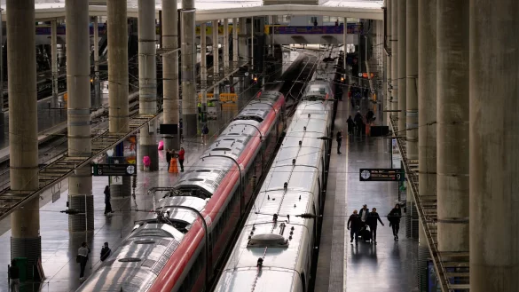 Spanien hat das gr&ouml;&szlig;te Hochgeschwindigkeitsnetz Europas. (Archivfoto) - &copy; Manu Fernandez/AP/dpa