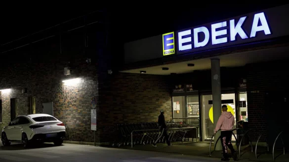 Edeka ist gr&ouml;&szlig;ter Lebensmittelh&auml;ndler in Deutschland. - &copy; Julius-Christian Schreiner/dpa
