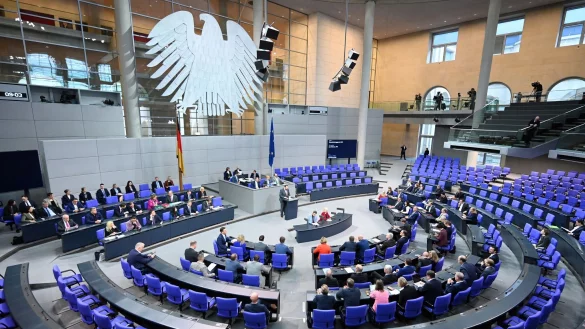 Der Bundestag hat das Gesetz beschlossen, aber im Bundesrat gibt es Widerstand. - © Elisa Schu/dpa