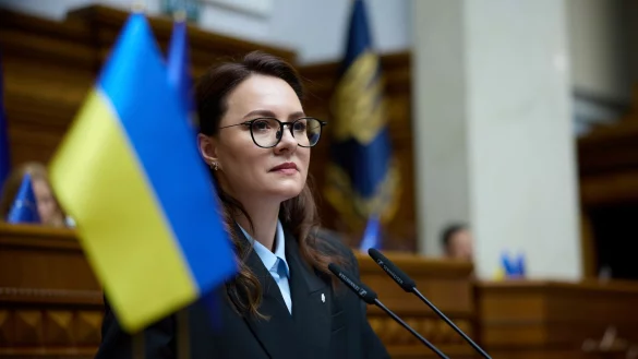 Die ukrainische Regierungschefin Julia Swyrydenko hat eine sch&auml;rfere Kontrolle von Staatsbetrieben angek&uuml;ndigt. (Archivbild) - &copy; Vadym Sarakhan/AP/dpa