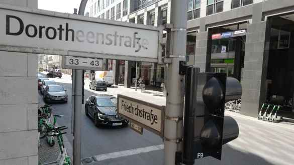 Teil der Dorotheenstra&szlig;e soll in Yad-Vashem-Stra&szlig;e umbenannt werden. (Archivbild) - &copy; J&ouml;rg Carstensen/dpa