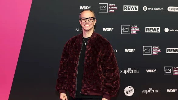 DJ Alle Farben feierte Anfang des Jahres seinen zweiten Geburtstag. - © Friso Gentsch/dpa
