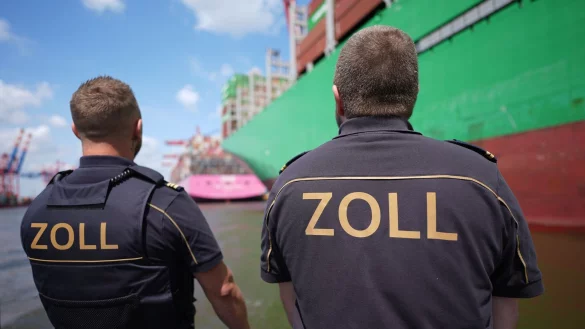 In Hamburg entdeckten die Zollfahnder im Jahr 2025 mehrfach gro&szlig;e Mengen an Kokain in Seecontainern. (Archivbild) - &copy; Marcus Brandt/dpa