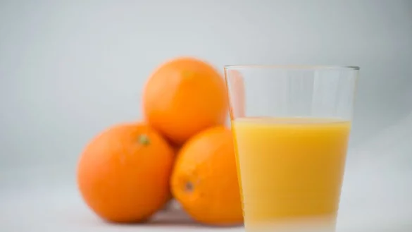 Orangensaft ist in den vergangenen Jahren teurer geworden. - &copy; Arno Burgi/dpa-Zentralbild/dpa