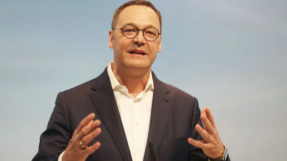 Bernhard Osburg wird neuer Chef der Bahn-Güterverkehrstochter DB Cargo. (Archivbild) - © Oliver Berg/dpa