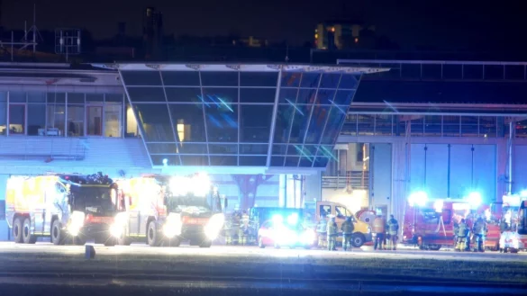 F&uuml;r rund eine Stunde war der Flugbetrieb am Flughafen Stuttgart komplett unterbrochen. - &copy; SDMG/dpa