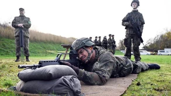 Medientag zur Basisausbildung bei der Bundeswehr - © Federico Gambarini/dpa
