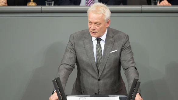 Landwirtschaftsminister Alois Rainer spricht sich dafür aus, die Landwirtschaft bei Sicherheitsübungen mitzudenken. - © Markus Lenhardt/dpa